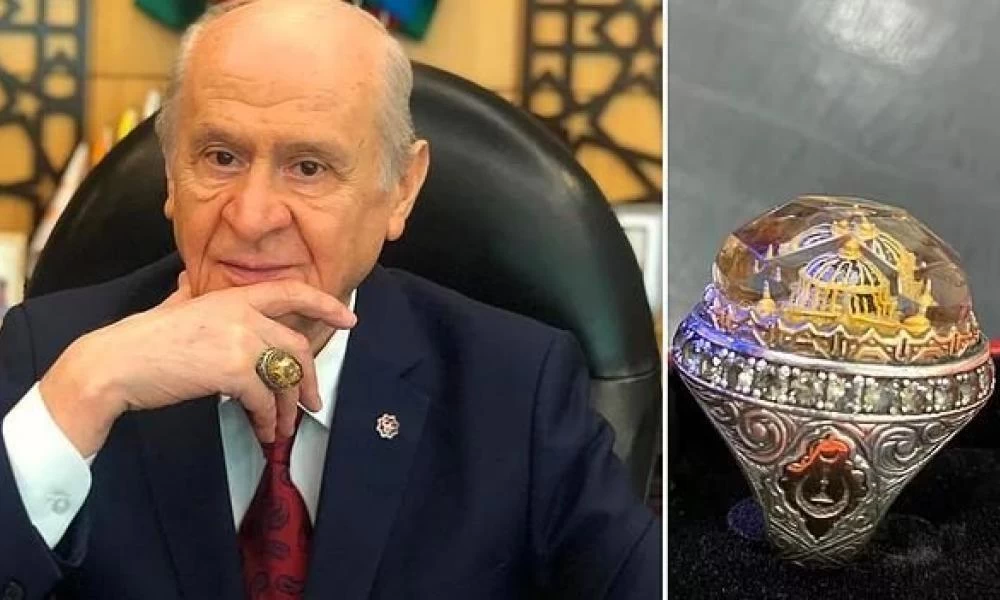 Προκαλεί ο ακροδεξιός Μπαχτσελί με το δακτυλίδι της Αγίας Σοφίας!